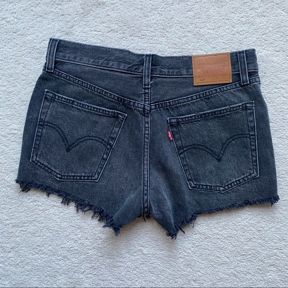 Levi’s 501 shorts (size 26) - Picture 3 of 5